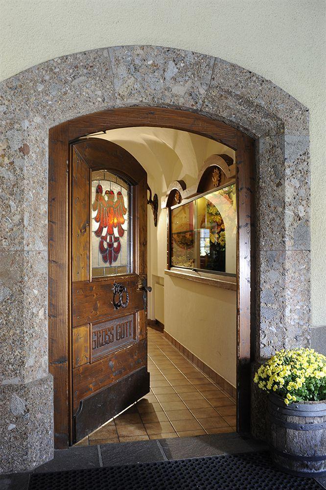 Gasthaus Sonne Tarrenz Exterior foto