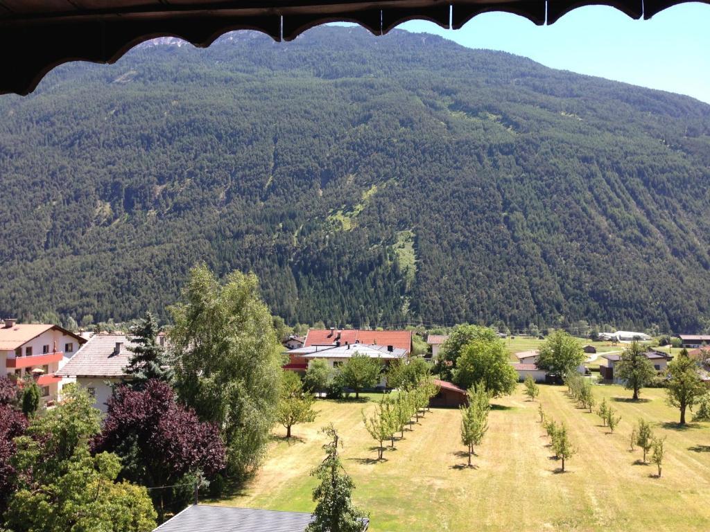 Gasthaus Sonne Tarrenz Quarto foto